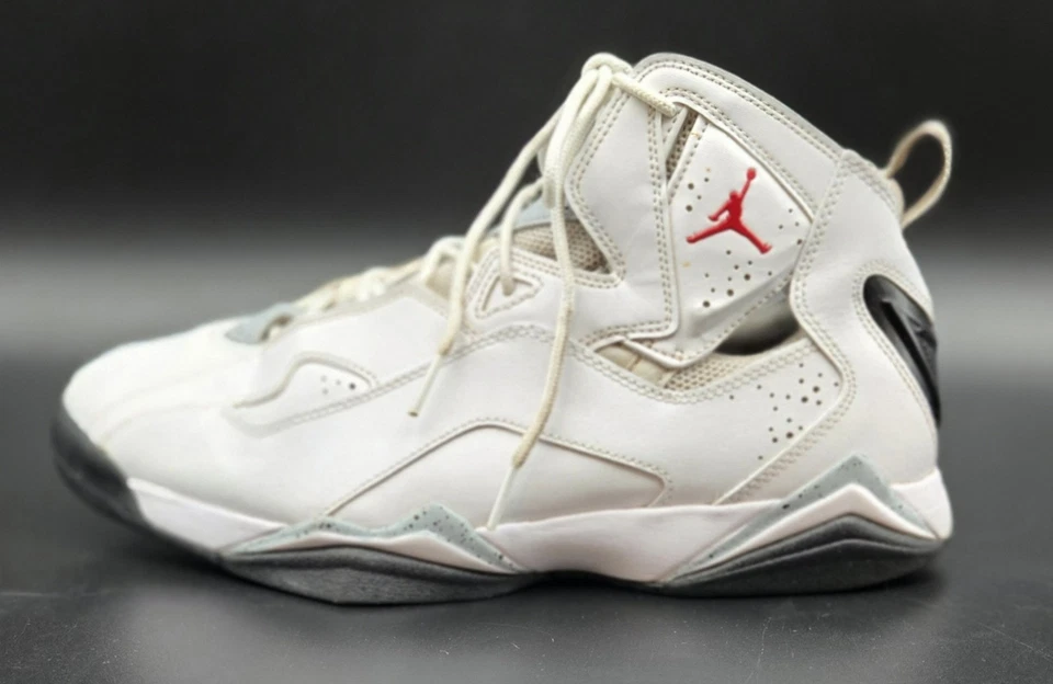 Talla 10.5 - Jordan 342964-104 True Flight Blanco Cemento Foto 3 de 4