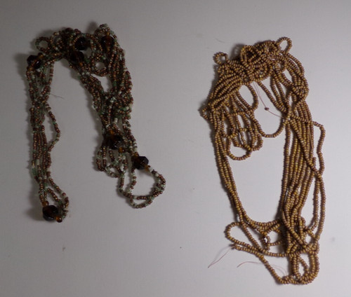 SIZE 11/0   CRAFT SEED BEADS  90  g   ( 3.1  OZ)    LOT  CX40   bz8cr J88CR