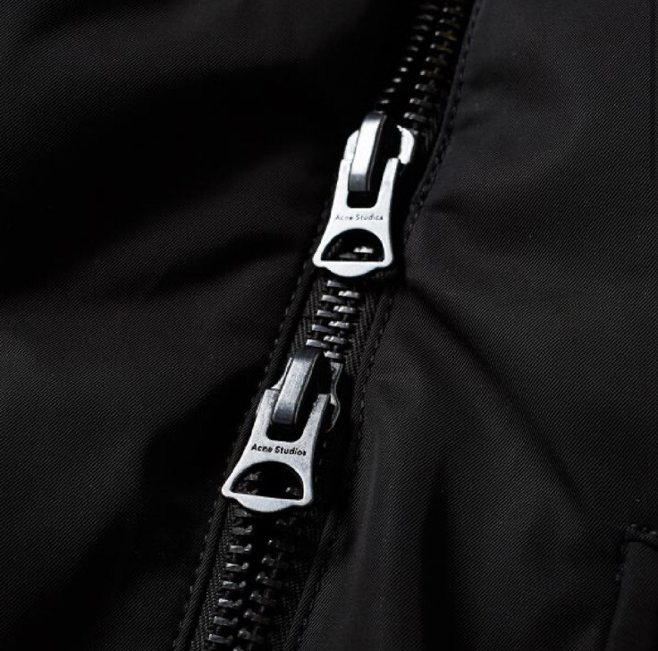 NEW W/TAGS $950 ACNE STUDIOS 'PORTLAND PAW 16' BLACK HOODED JACKET