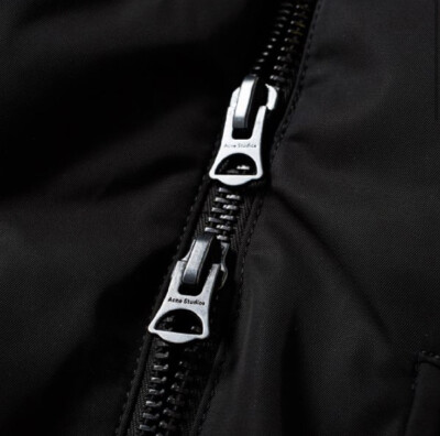 NEW W/TAGS $950 ACNE STUDIOS 'PORTLAND PAW 16' BLACK HOODED JACKET