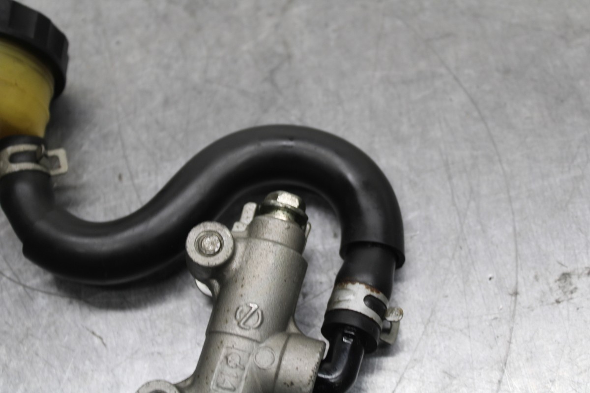 00-05 KAWASAKI NINJA ZX12R REAR BACK BRAKE MASTER CYLINDER W