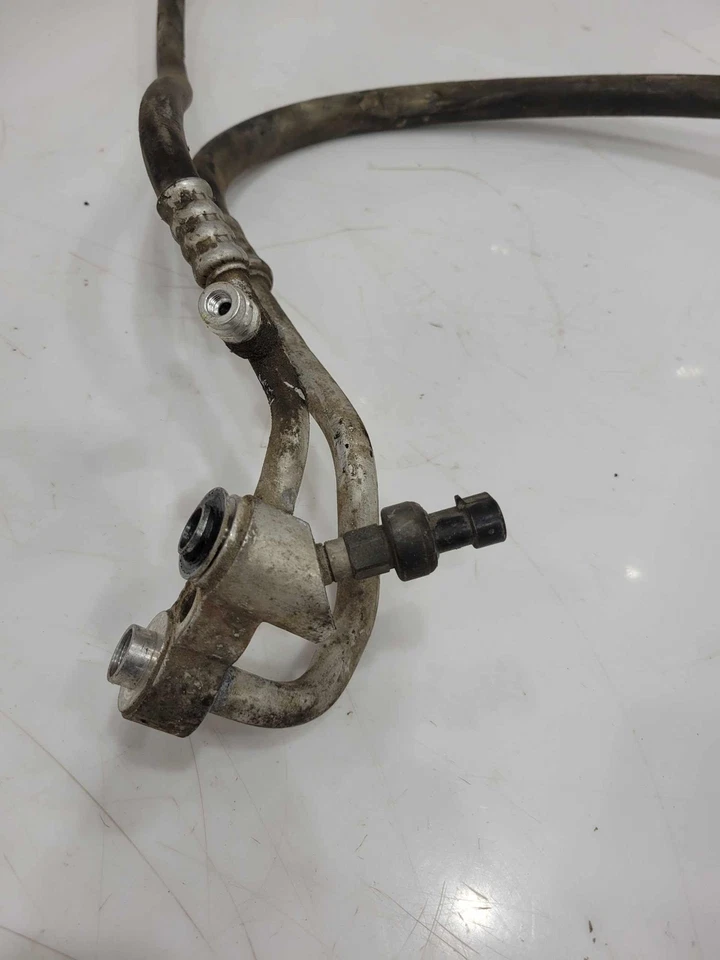 Chevy C/K 1500 2500 1994 4,3 L manguera de descarga de aire acondicionado OEM 15691941 Foto 4 de 4