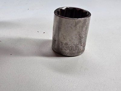 Craftsman Tools 19mm  3/8 DRIVE, 12 POINT SOCKET  G2-44308 USA 
