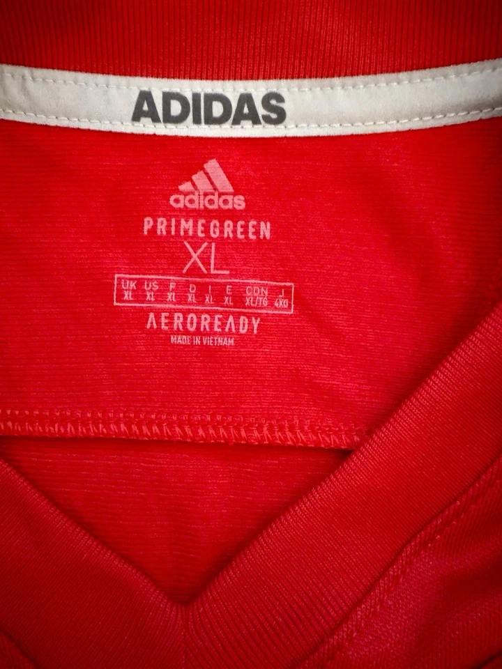 Nueva con etiquetas Camiseta de fútbol Adidas para mujer Nebraska Cornhuskers roja en blanco talla XL PRECIO DE VENTA SUGERIDO POR EL FABRICANTE $120 Foto 3 de 4