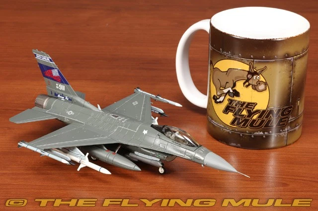 Hobby Master 1:72 F-16C Fighting Falcon USAF 169th FW, 157th FS SC ANG #92-3911 - Image 4 of 4