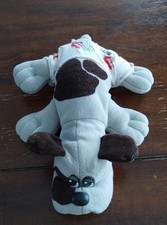 Tonka Pound Puppies 1980 comes with a blanket and two diapers grey with black.