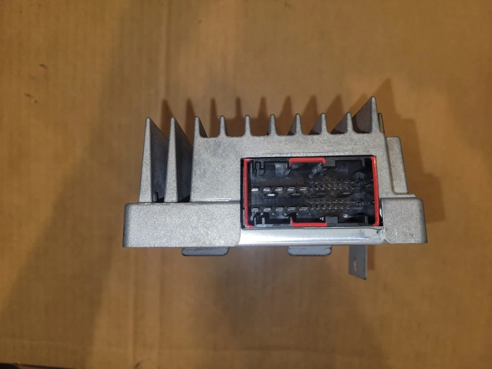 BMW 428i 435i 2015 2016 gran cupé amplificador radio audio alta fidelidad sistema estéreo amplificador Foto 3 de 4