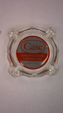 vintage Case Manufacturing Corp. Robinson, Ill. round glass ashtray       Z116
