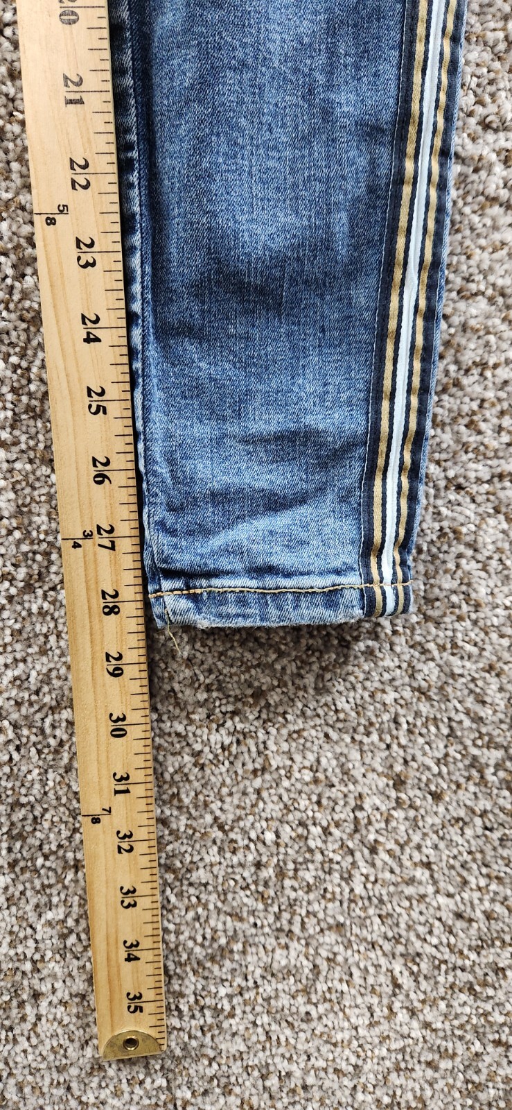 Wild Fable Skinny Jeans Blue Denim 26R Distressed Side Stripes Women's Size 2