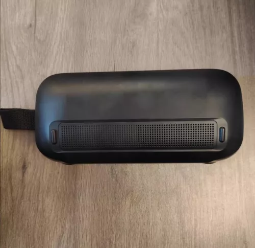 Bose SoundLink Flex SE Bluetooth Speaker: Waterproof Design - Picture 4 of 12