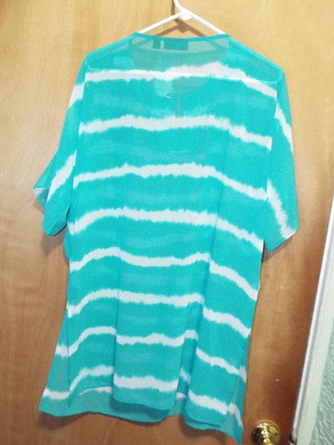 Susan Graver Ladies XS Short Sleeve Green White Top Beaded Artisan Style NWT - Picture 6 of 6