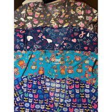Scrub Top Bundle Lot of 4 Womens Print  Owls Cats Awareness Cupcakes Size XL L