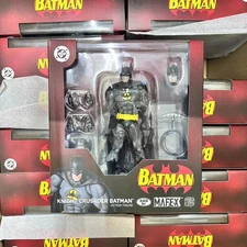 Medicom Toy MAFEX 270 Knight Crusader Batman Black Ver. 16cm Action Figure Model