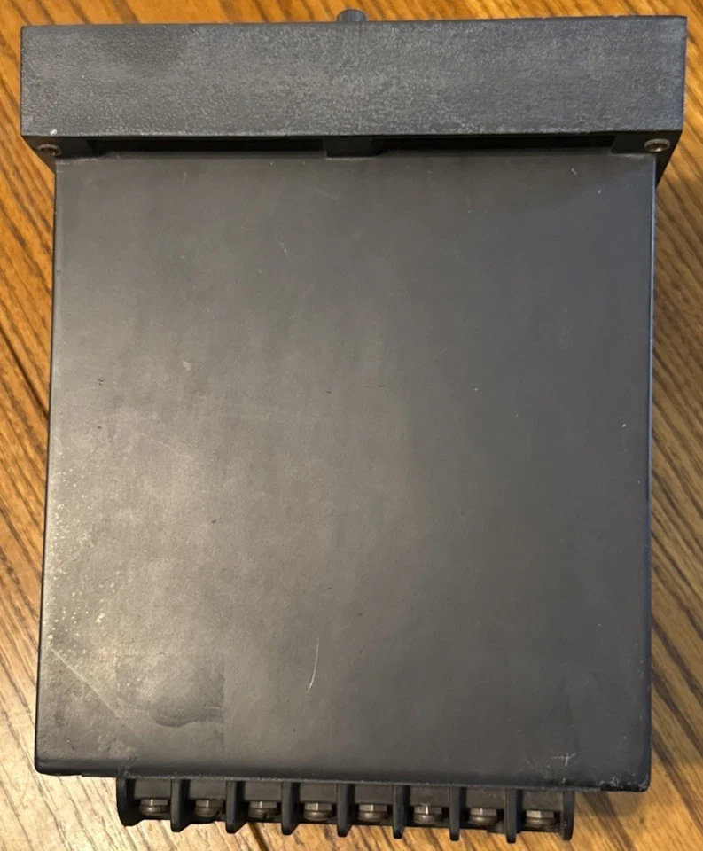 Relé diferencial ABB Circuit Shield 87M 219M2573 - Usado, funcionando, 48/125VDC Foto 4 de 4