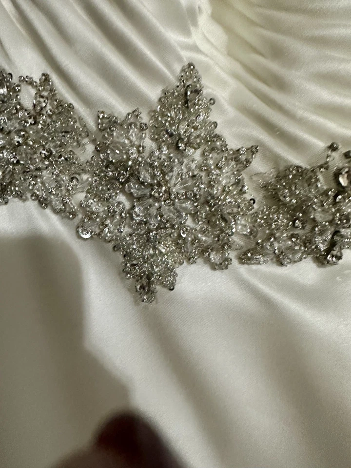 Precioso Vestido de Novia Para Mujer Talla 16-18 Formal Hermoso Diseño de Novia Foto 4 de 4