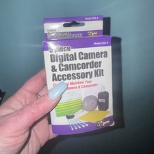 5 piece Digital Camera Camcorder Accessory Kit - CCK-5