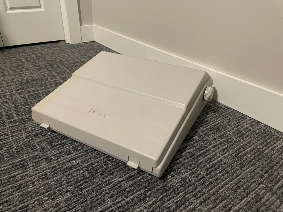 WORKING Vintage Smith Corona PWP 2100 Personal Word Processor w/ manuals & box! - Image 2 of 4