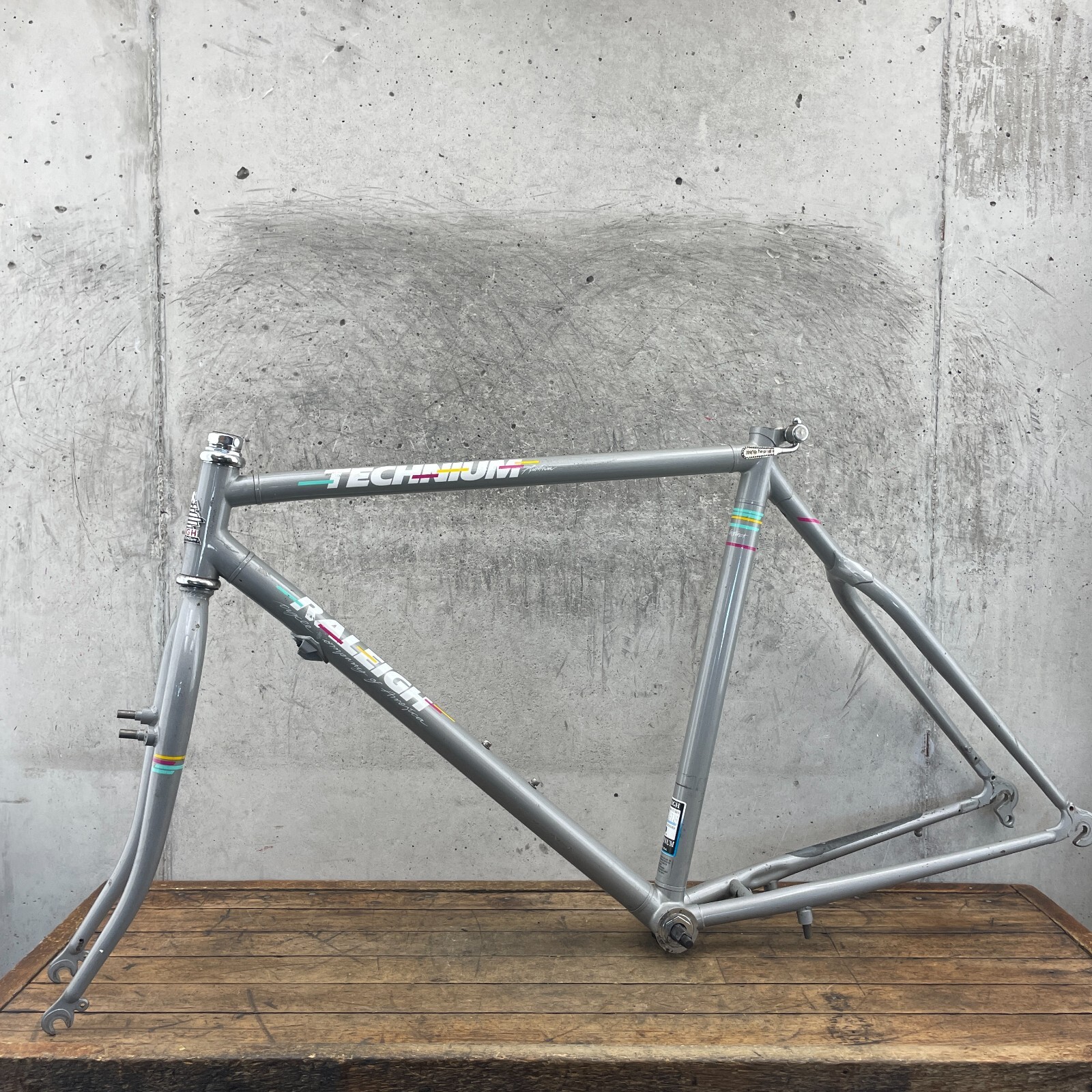 Vintage Raleigh Technium Mountain Bike Frame Set 20 in Made in USA 26