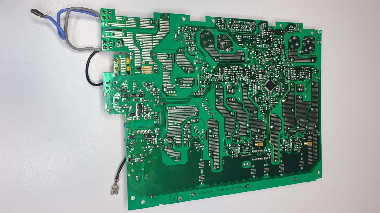 Carte de puissance Electrolux A101729 61 pour plaque induction IPE6454KF