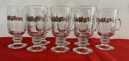 Libbey Glass Holly Berry Hot Beverage Mugs Footed Pedestal 5.75" Set of 8 NICE!