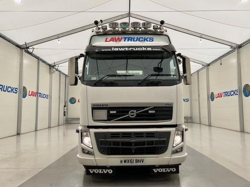 Volvo FH 540 8x4 Sleeper Cab Tractor Unit Manual - Picture 12 of 20