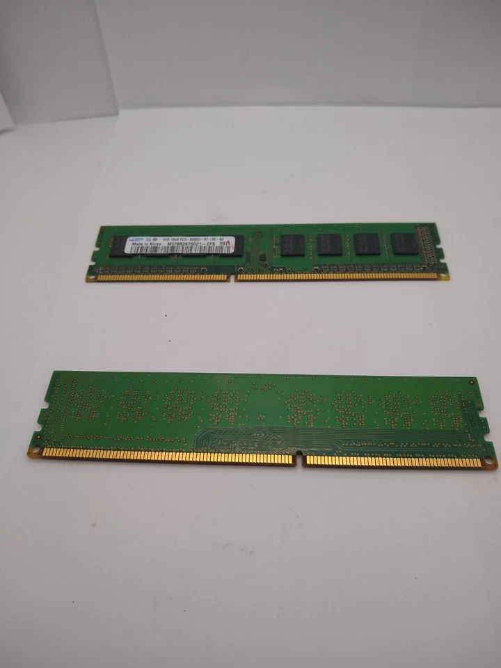 Samsung Lot 3x 1GB RAM 1Rx8 PC3-8500U Samsung - Image 3 of 3