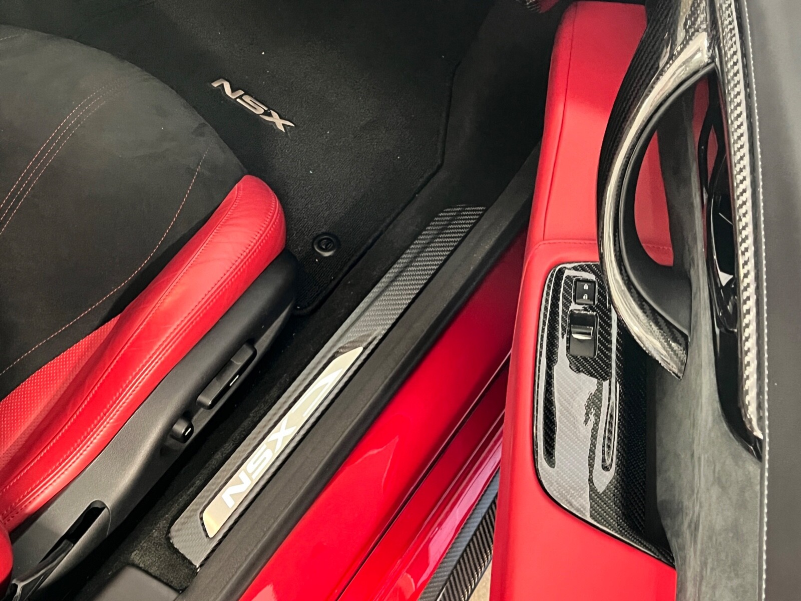 2017+ 2nd Gen 17-22 NC1 Acura NSX Bespoke Carbon Fiber Interior Door Handles