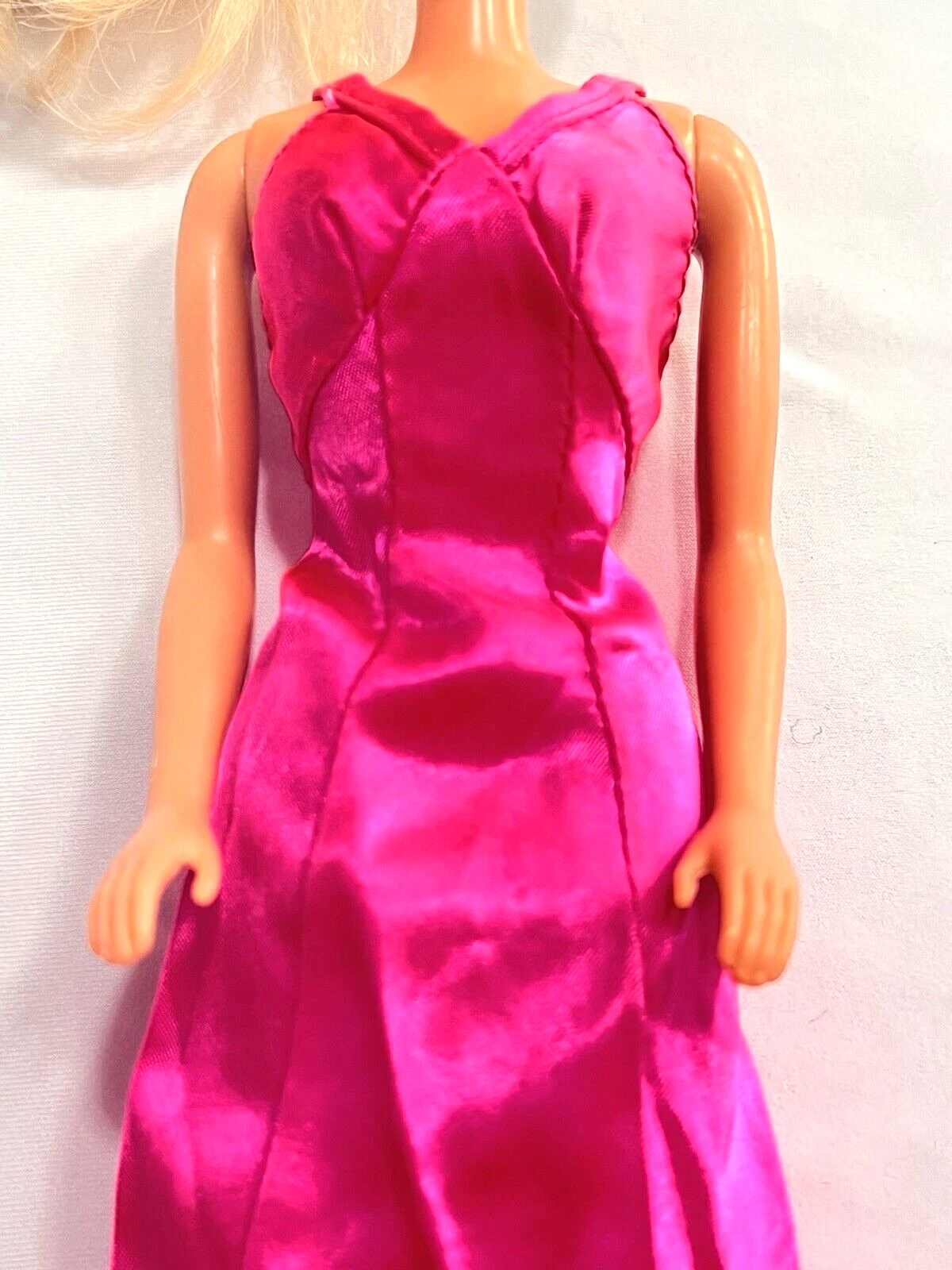  vintage 1970's barbie fashion clone satin night gown negligee exc 