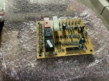 Source 1 York Time / Temperature Defrost Control Circuit Board S1-03101954000