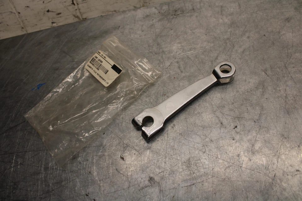 Suzuki GT550 1973 palanca de freno trasero leva 64451-11000 BB33 Foto 3 de 4