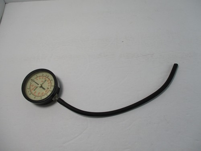 #ad DIXCO Model 303 Vacuum amp; Pressure Gauge Fuel Pump Tester or air compressor $9.99