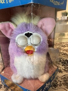 Vintage 1998 Tiger Electronics "Spring Time" Furby-Special Limited Edition (NIB)