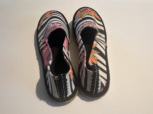Sakroots Women’s Slip On Shoes Size 9 Floral New Without Tags - Picture 3 of 5