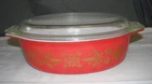 Vintage 1960's Pyrex Golden Poinsettia Red Casserole Dish Original Lid 2.5 Qt
