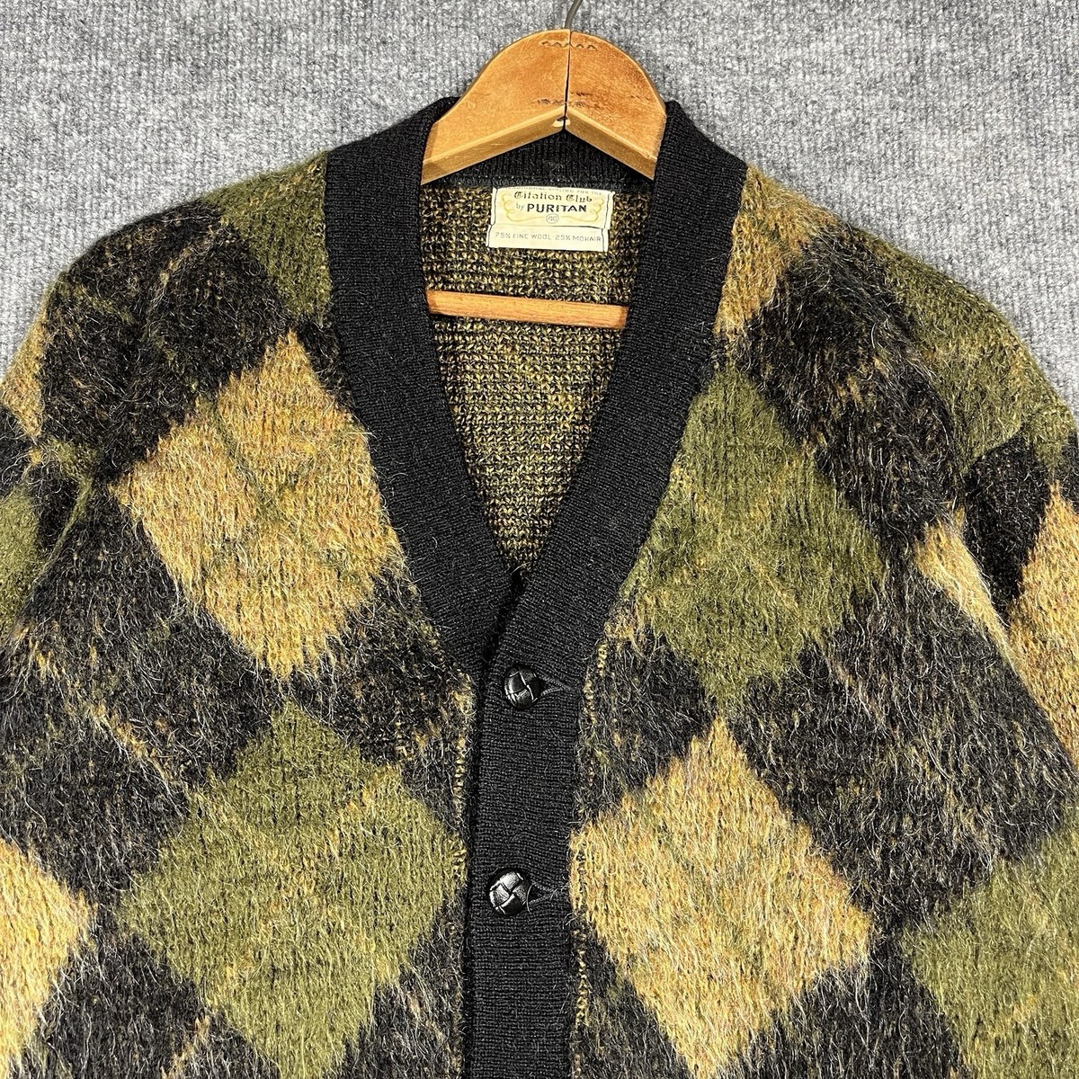 VINTAGE 60s Mohair Cardigan Sweater Mens Size 40 Argyle