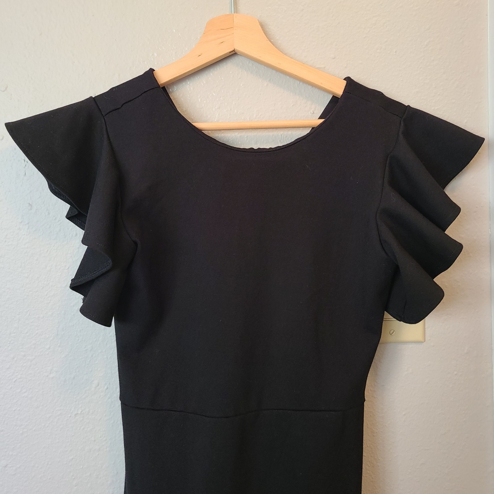 Amanda Uprichard Eclipse Black Ruffle Cocktail Mi… - image 4