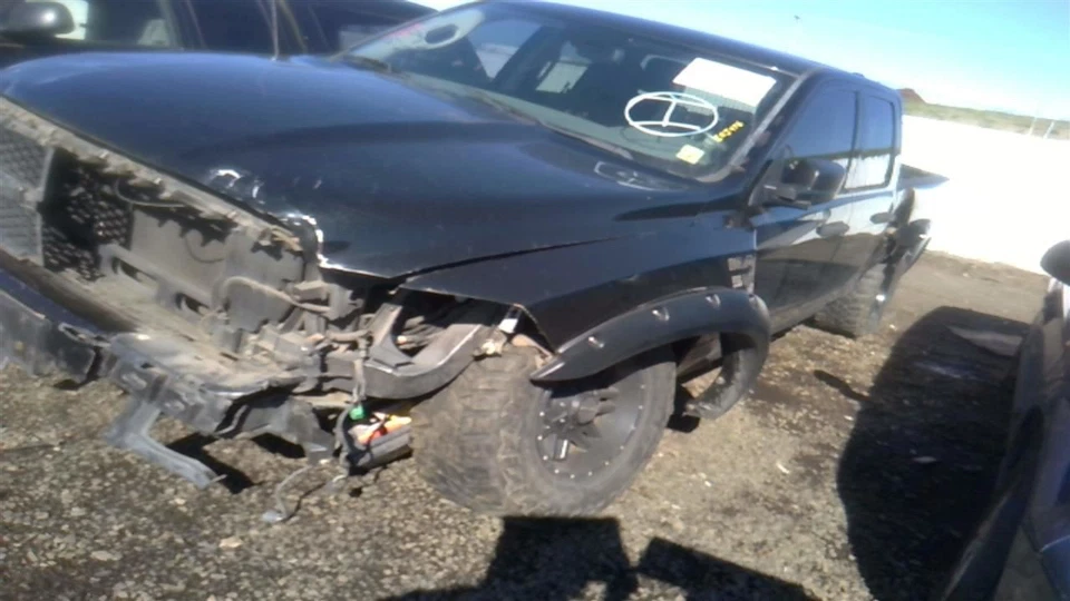 Maçaneta interna RAM1500 2013 31058408 - Imagem 3 de 4