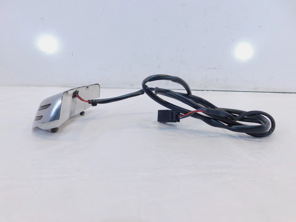 Lámpara de luz de fascia guardabarros trasero Harley Davidson Road King Street & Electra Glide Foto 4 de 4