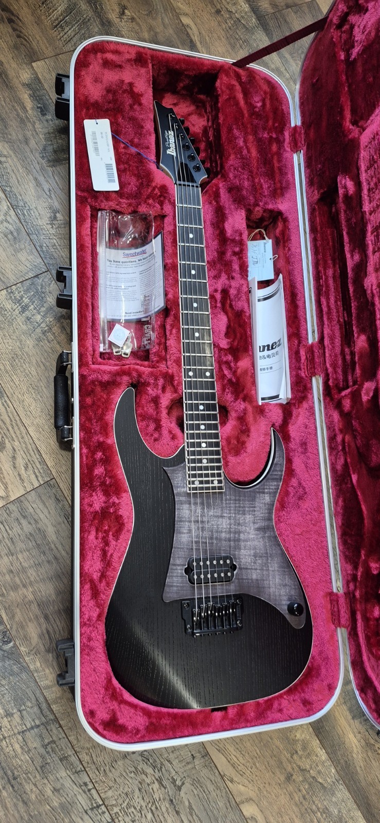 Ibanez Prestige RGR652AHBF-WK w/ Case & Custom Pickguard