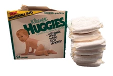 Vintage 1978 Huggies Newborn to 14 Lbs Plastic Diaper ReFastenable Tapes PROP
