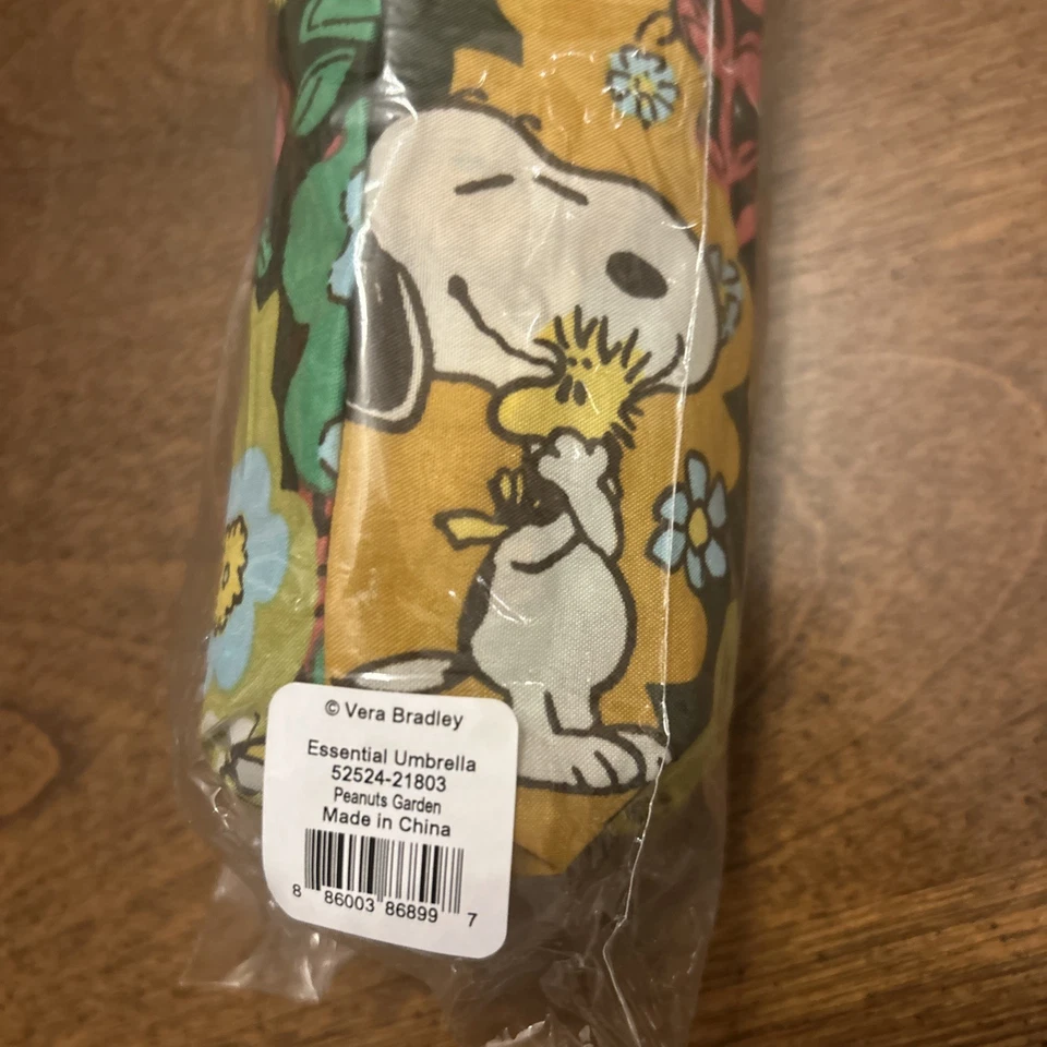 NEW VERA BRADLEY PEANUTS SNOOPY UMBRELLA NWT PEANUTS GARDEN - Image 3 of 4