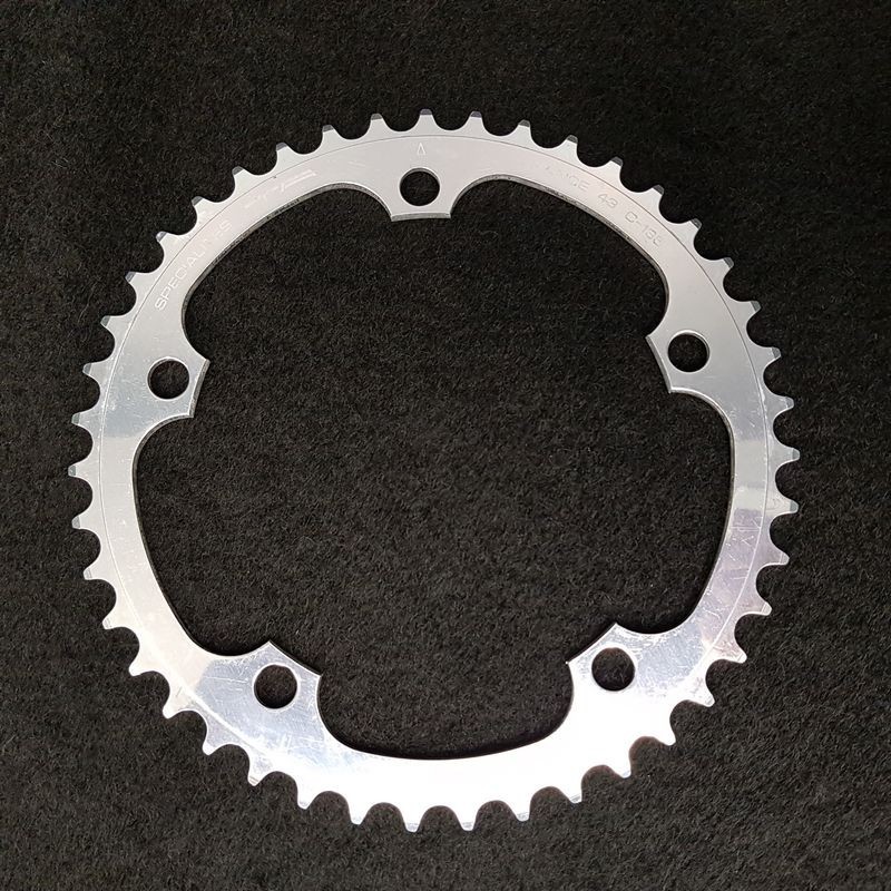 Plateau TA 43 dents BCD 135 pour la rénovation de pédalier de cyclotourisme