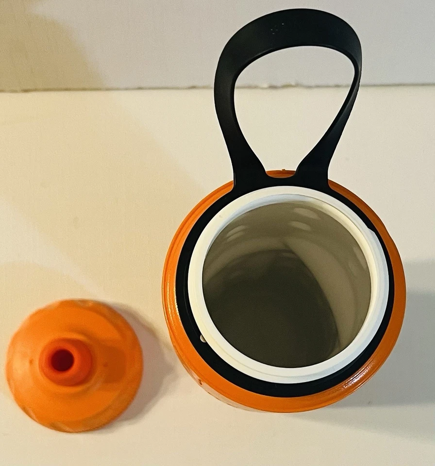 Polar Bottle Insulated Water Bottle 24 oz Zipstream Lid Orange - Image 4 of 4