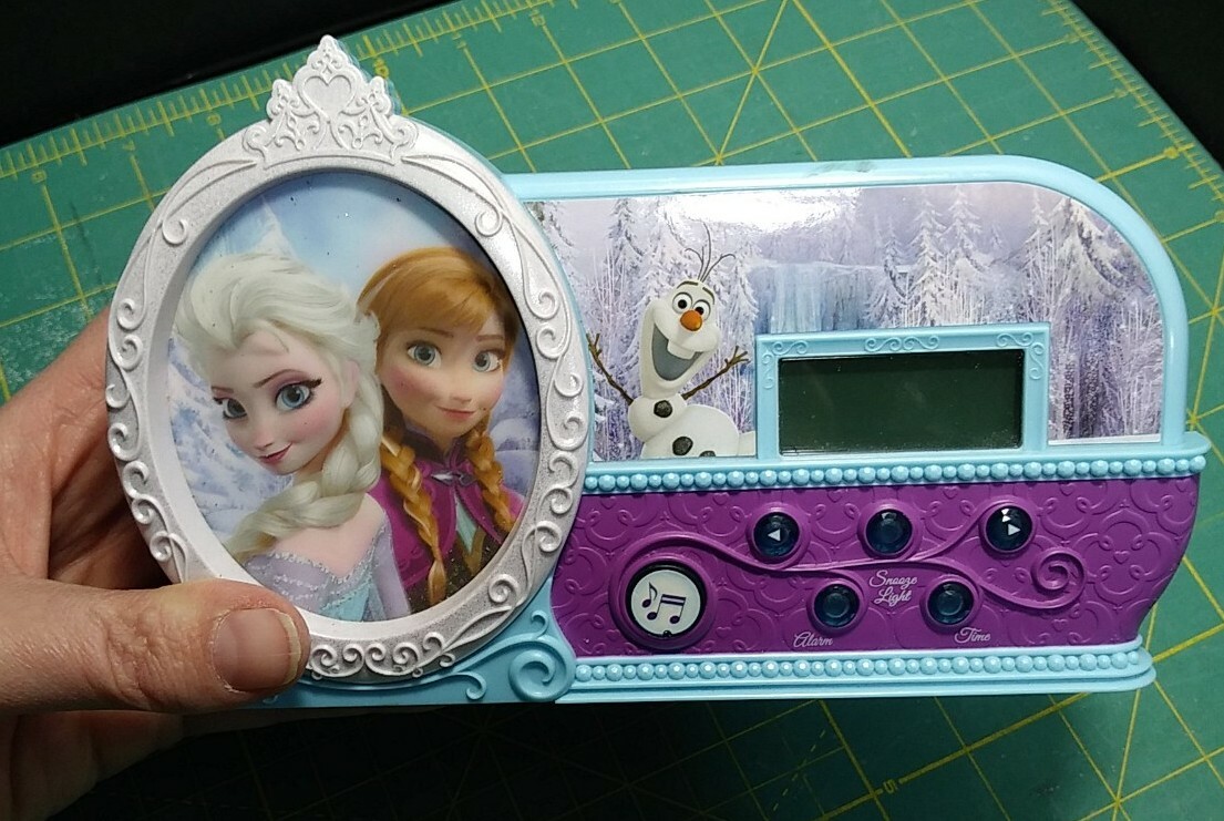 Disney Frozen "Let It Go" Alarm Clock, Elsa, Anna, Olaf - TESTED