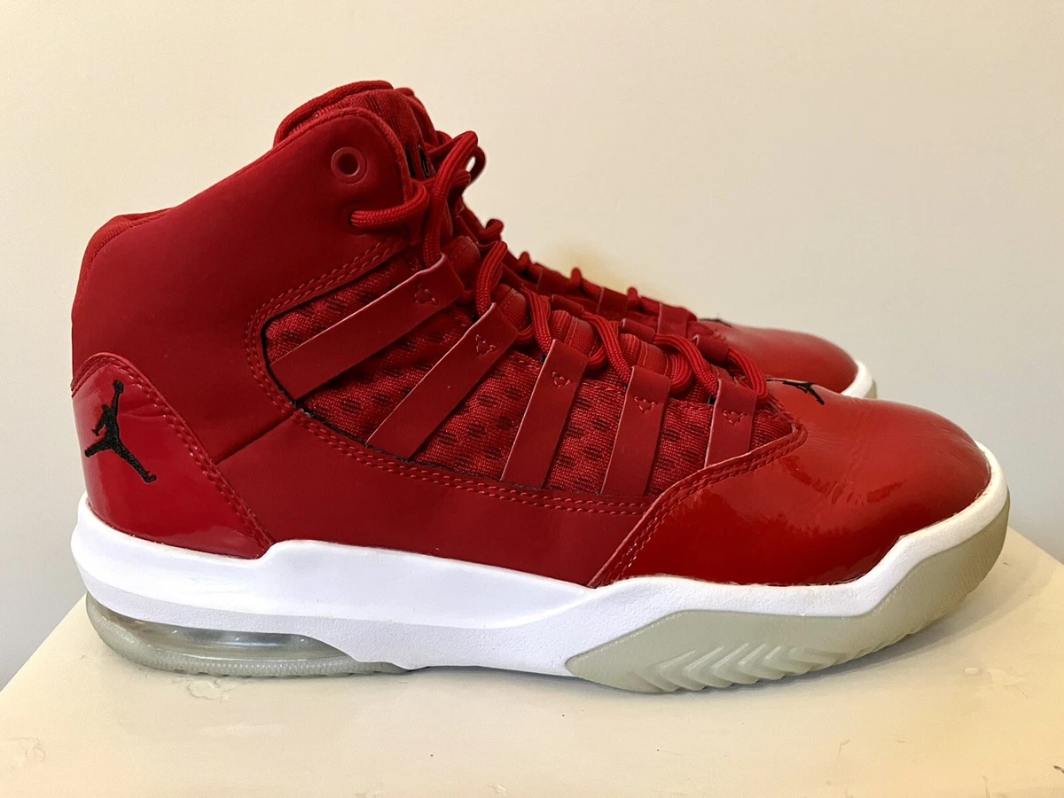 Jordan max top aura all red