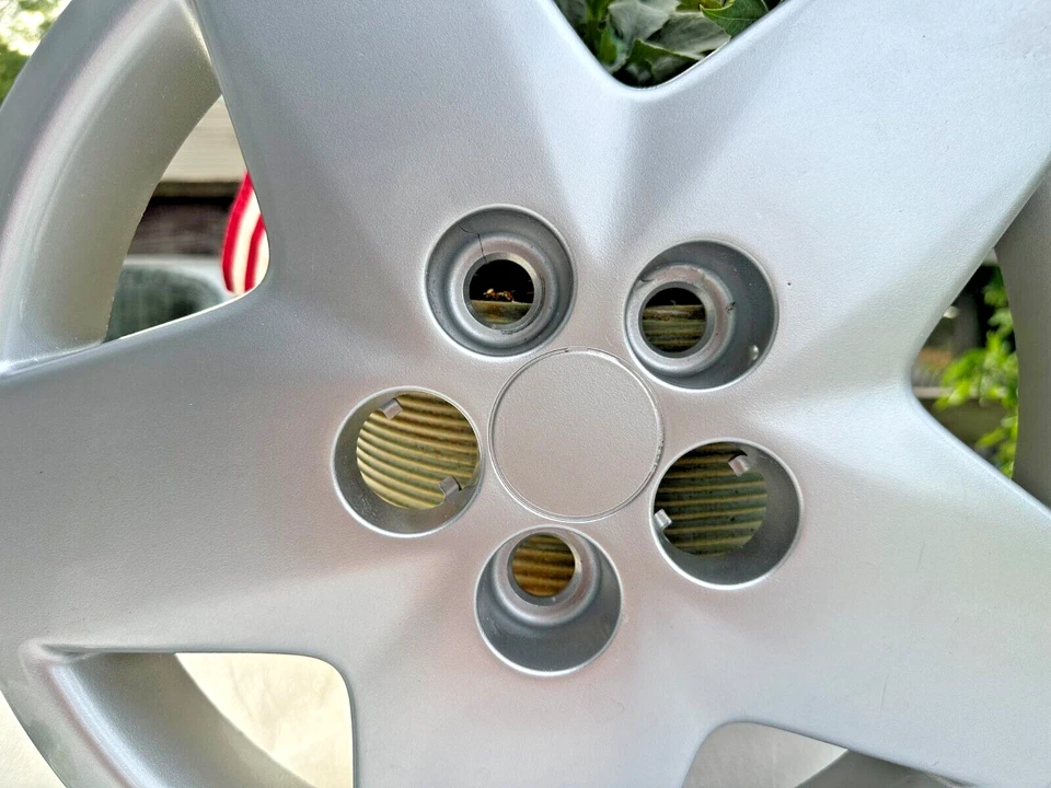 Колпак ступицы 2005 Dodge Neon 14 дюймов 5 зажимов - Изображение 2 из 4