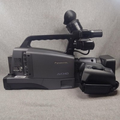 Panasonic AG-HMC70P HD Camcorder 3CCD AVCHD 12x Zoom SDHC Pro