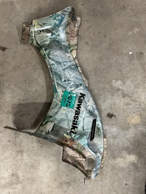 2006 KAWASAKI BRUTE FORCE 750 KVF750E 4X4I OEM RIGHT SIDE FIRING PANEL COVER