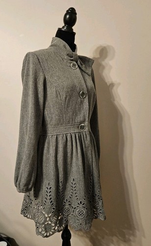 Liquid Women’s Gray Wool Blend Button Bow Lined Short Coat dress Sz 8 USA made - Picture 3 of 11