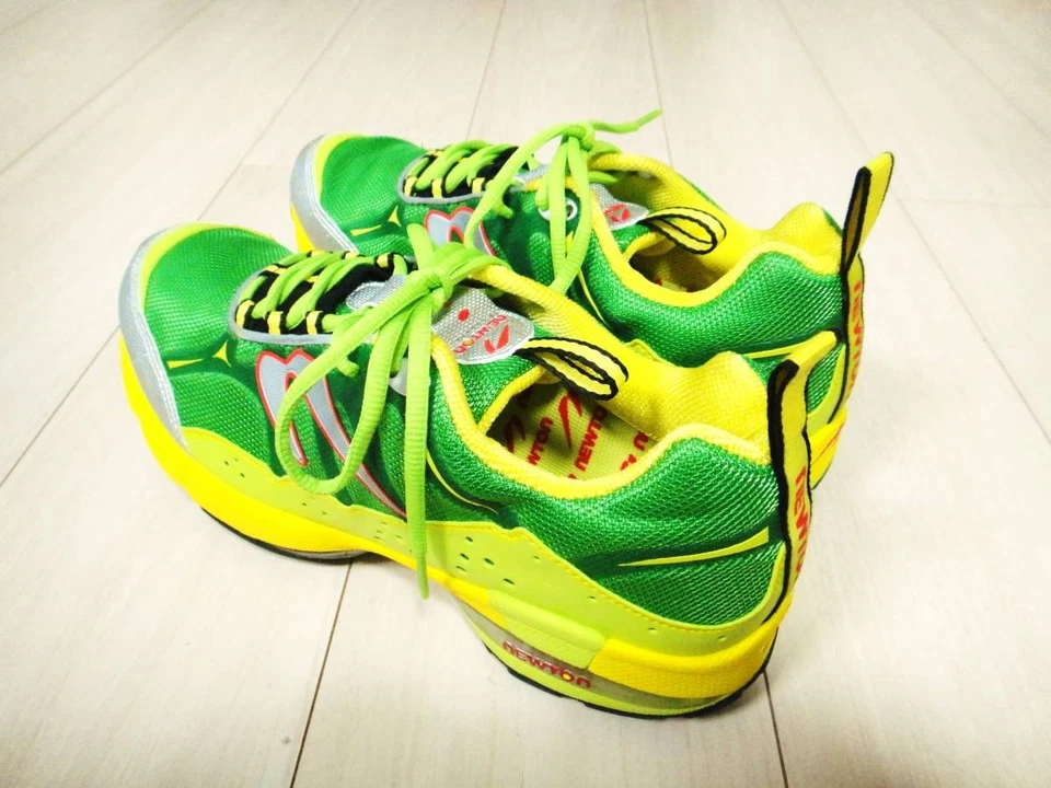 Newton 男式越野训练鞋跑步鞋 US9 全新未使用 — 第 3/4 张图片